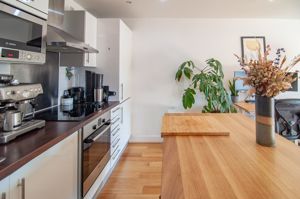 Photo 17- click for photo gallery